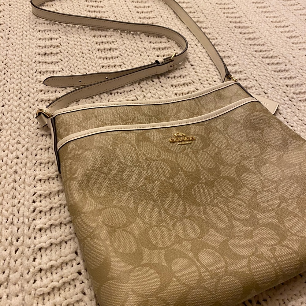 White/light khaki Coach crossbody file bag purse